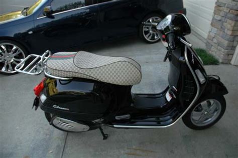 Modern Vespa : GTS Gucci Seat recover project